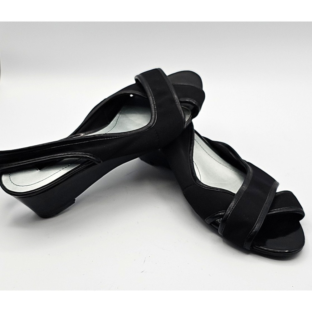 Bandolino Black Slingback Wedge Sandals Women's Size 7 Stretch Elastic Peep Toe